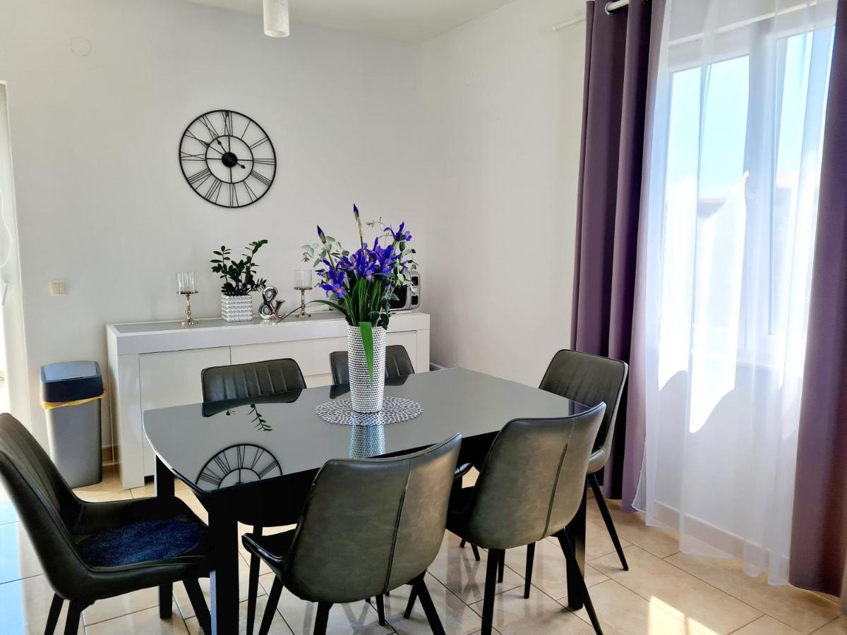 Apartment In מורטר מראה חיצוני תמונה