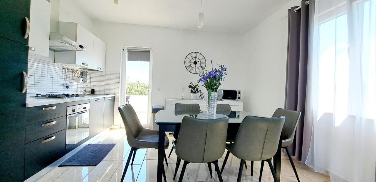 Apartment In מורטר מראה חיצוני תמונה